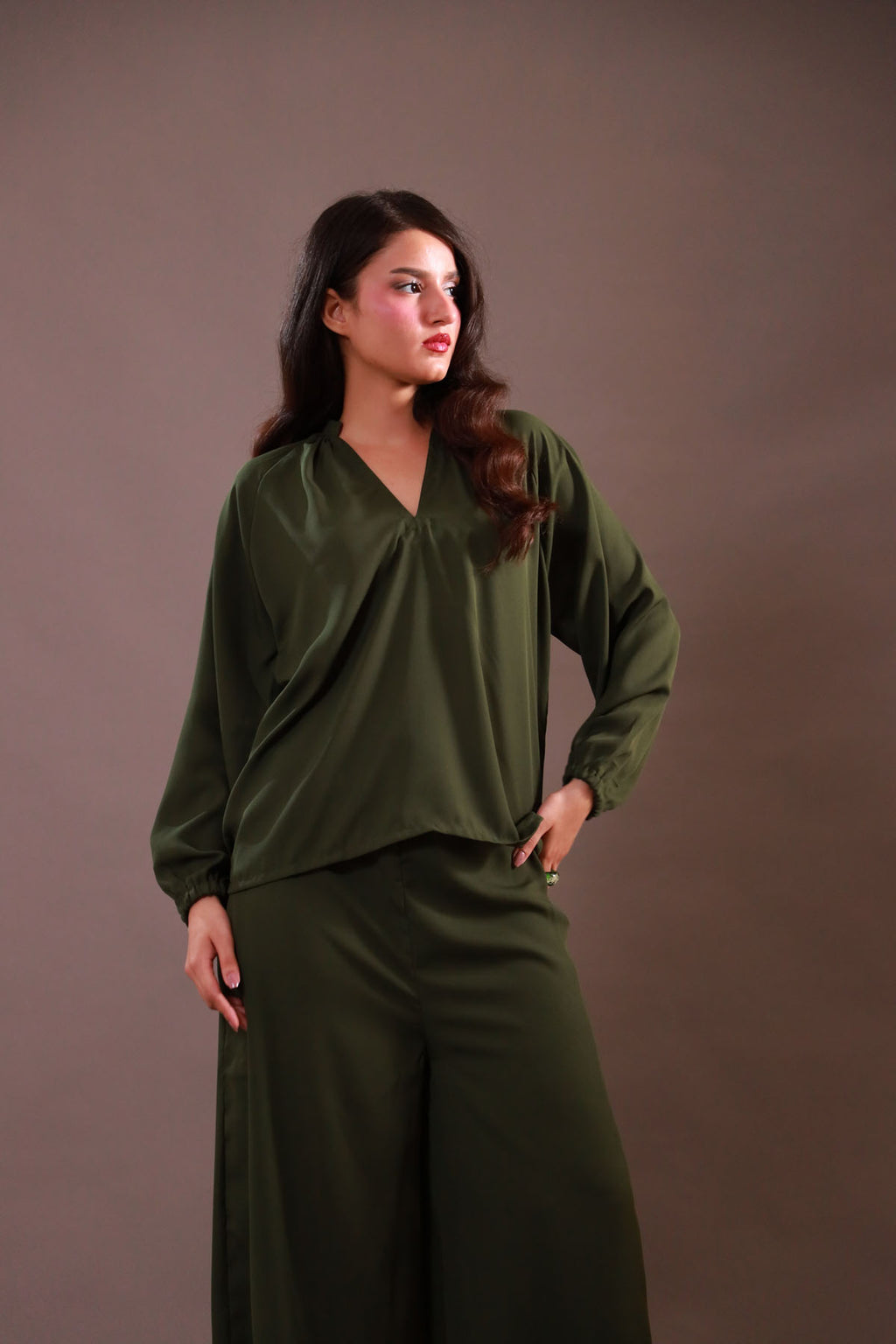 The Zayra Luxe Set – Olive Essence