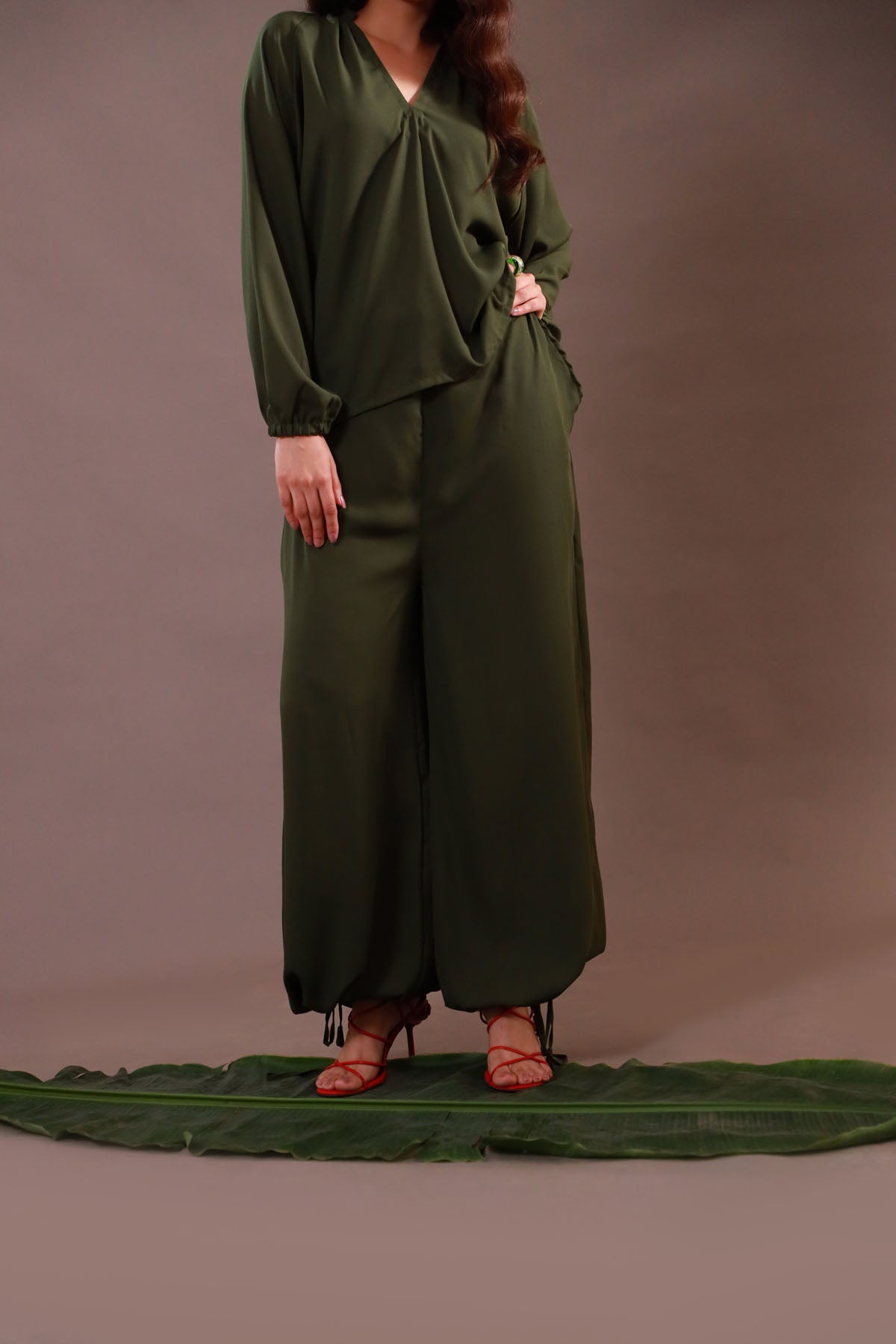 The Zayra Luxe Set – Olive Essence