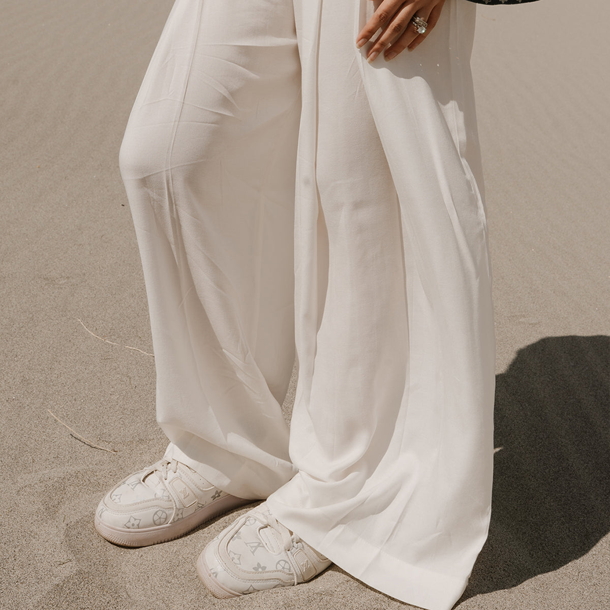 The Sorelle Tailored Trousers – Ivory Form