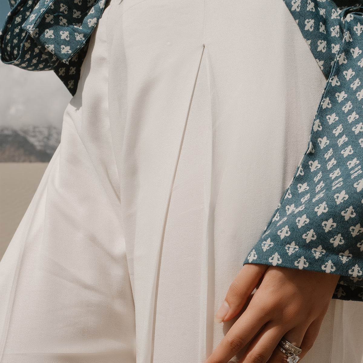 The Sorelle Tailored Trousers – Ivory Form